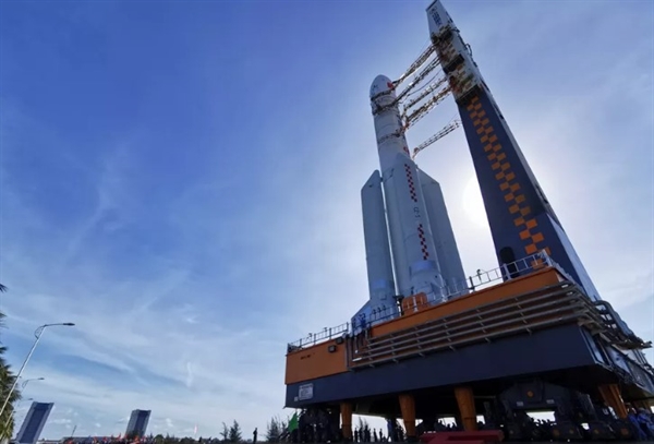 Tên lửa Long March 5 tại Trung tâm phóng không gian Wenchang sẽ phóng tàu vụ trụ Tianwen-1. Nguồn ảnh: Tân Hoa Xã.