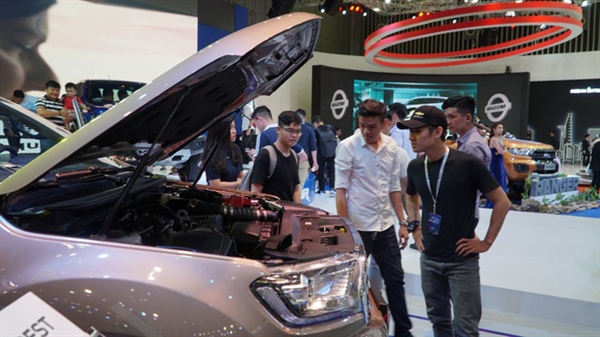 Nhu cầu mua xe giảm sút, dịch bệnh đang gây khó khăn lớn cho các doanh nghiệp xe Việt tương tự như hiện trạng ở nhiều nước khác.
