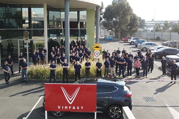 Đội ngũ kỹ sư tại trụ sở Viện Công nghệ Ô tô số 2 của VinFast tại Úc.