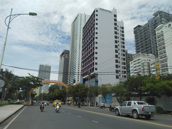 Hiện tại, cung đường Trần Phú đang phát triển chủ yếu là các sản phẩm khách sạn, trung tâm thương mại nhưng quá thiếu dự án căn hộ thương mại.