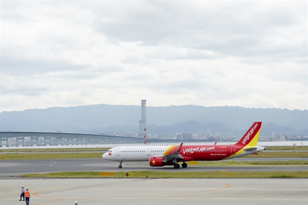 Vietjet tro lai bau troi quoc te voi nhung diem den an toan