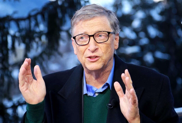 Ông Bill Gates đọc 50 cuốn sách mỗi năm. Ảnh: CNBC. 