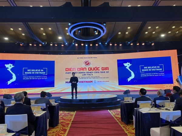 Ông Phạm Kim Hùng chia sẻ tại diễn đàn