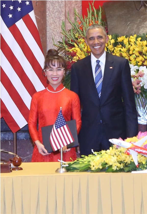 Bà Nguyễn Thị Phương Thảo và Cựu Tổng thống Hoa Kỳ Barack Obama.