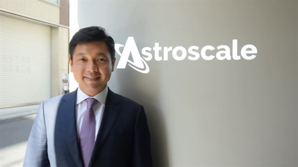 Giám đốc điều hành Nobu Okada của Astroscale đã mua tài sản của một công ty Israel và chuyển đến một trụ sở rộng rãi hơn ở Tokyo. Ảnh: Nikkei Asian Review.