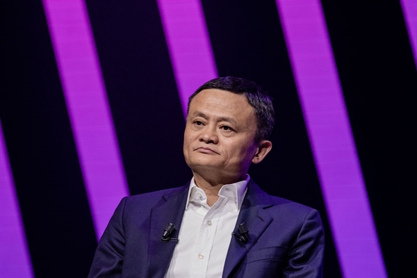 Tỉ phú Jack Ma, người giàu nhất châu Á trước khi ông Ambani nắm quyền năm nay, hiện có giá trị 51,2 tỉ USD, giảm so với mức cao 61,7 tỉ USD hồi tháng 10. Ảnh: Bloomberg.