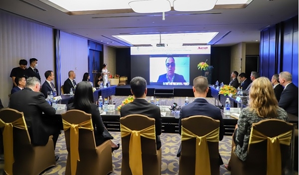 Ông Rajeev Menon, Chủ tịch tập đoàn Marriott International khu vực Châu Á Thái Bình Dương (không bao gồm Trung Quốc) phát biểu tại lễ ký kết.