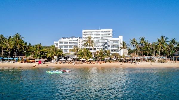 Sunset Beach Resort & Spa – điểm dừng chân không thể bỏ lỡ nằm trong khu vực trung tâm Dương Đông, thành phố Phú Quốc. Ảnh: TL.