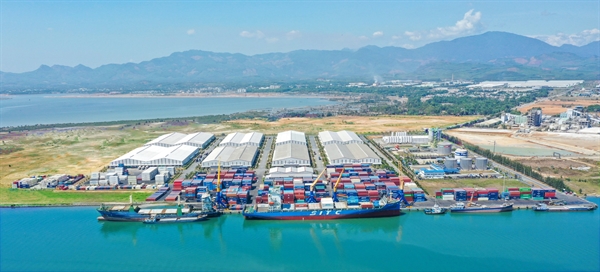Toàn cảnh cảng Chu Lai. Ảnh: TL.