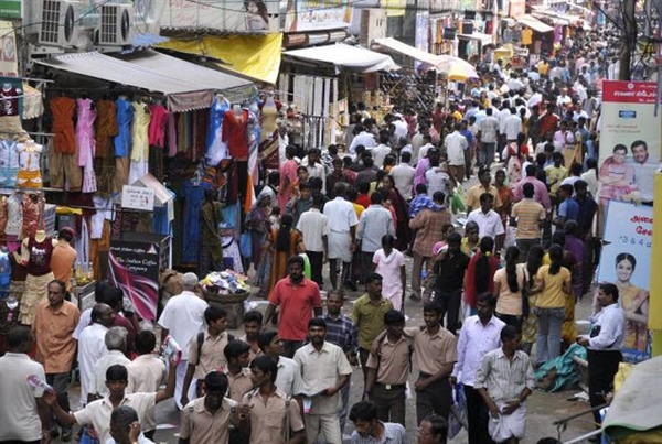 Phân tích của Điều tra dân số năm 2011 từng cho kết quả rằng Ấn Độ sẽ soán ngôi Trung Quốc về dân số vào năm 2025. Cứ 6 người trên thế giới sẽ có 1 người Ấn Độ. Ảnh: The Hindu.