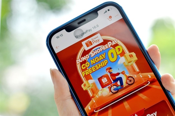 ShopeePay “chiêu đãi” người dùng với loạt mã ưu đãi phí vận chuyển 0 đồng, hỗ trợ tối đa nhu cầu mua sắm tại gia.