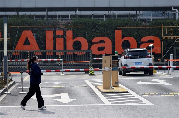 Vào tháng 4/2021, Alibaba bị tuyên phạt 2,8 tỉ USD sau kết luận điều tra công ty này vi phạm quy định chống độc quyền. Ảnh: AFP.