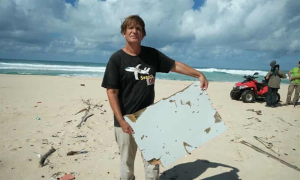 Chuyên gia tìm kiếm xác tàu Blaine Gibson vẫn đang tìm kiếm câu trả lời về MH370. Ảnh: EPA.
