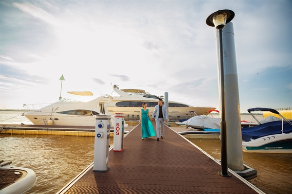Tổ hợp quảng trường – bến du thuyền Aqua Marina tạo ấn tượng mạnh với khách tham quan và trải nghiệm.