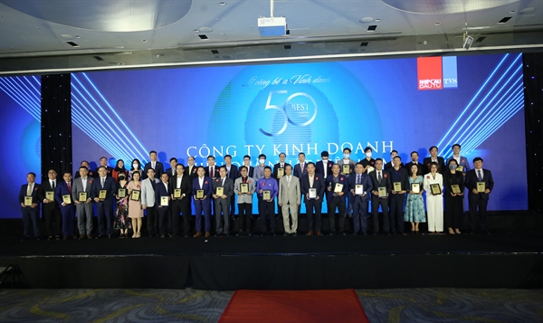 Vinh danh 50 công ty kinh doanh hiệu quả nhất Việt Nam 2020-2021. Ảnh: Quý Hòa