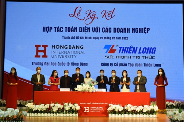 Thiên Long ký kết với trường Đại học Quốc tế Hồng Bàng với nhiều hợp tác về nguồn nhân lực.