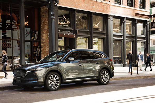 Mazda CX-8 đang là mẫu SUV gia đình được ưa chuộng nhờ lợi thế vượt trội về kiểu dáng, trang bị công nghệ