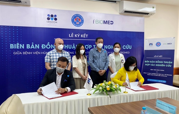Đề tài nghiên cứu giữa Bệnh viện Hùng Vương và FBioMed cùng Ngân hàng Mô Cryoviva Việt Nam chính thức được triển khai (Ảnh: Đại Việt).