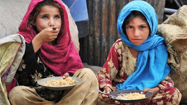 Hiện có 325 triệu người trên khắp thế giới đang tiến đến bờ vực của nạn đói. (Ảnh: CNBC)