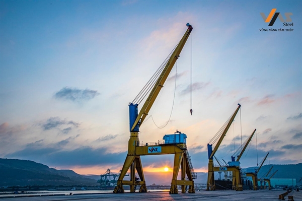 Cảng Quốc tế Nghi Sơn – nơi xuất hàng nghìn tấn thép đi khắp nơi trên thế giới