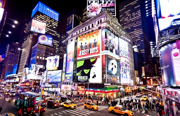 Đại lộ Broadway lừng danh của New York. Ảnh Shutterstock.