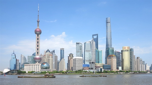 Phố Đông - biểu tượng của sự thành công về kinh tế - văn hóa của Thành phố Thượng Hải.