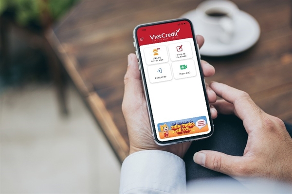 Khách hàng có thể trải nghiệm ứng dụng VietCredit cùng tính năng mới tại app VietCredit