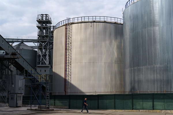 Kho chứa ngũ cốc tại Cảng biển Odesa, Ukraine. Ảnh: AP.