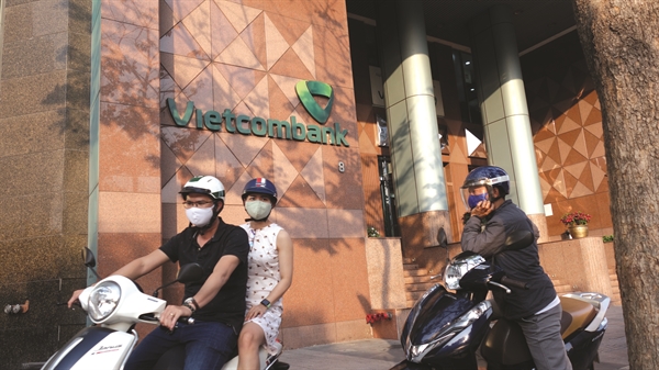 Tỉ lệ bao phủ nợ xấu đến cuối quý II của Vietcombank tiếp tục được nâng cao kỷ lục lên hơn 500%. Ảnh: Quý Hoà