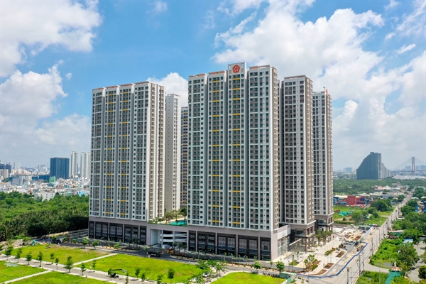 Dự án Q7 SAIGON RIVERSIDE COMPLEX, tọa lạc tại đường Đào Trí, phường Phú Thuận, Quận 7, TP. Hồ Chí Minh, chuẩn bị chào đón những cư dân đầu tiên.