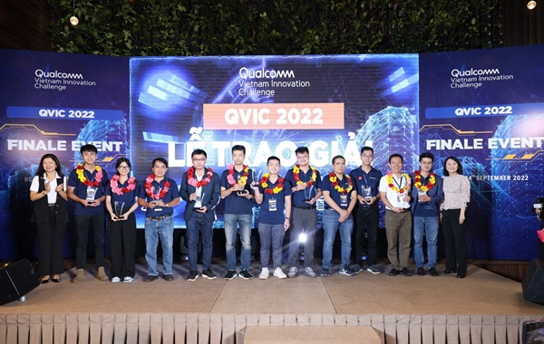 Top 10 của QVIC 2022 được vinh danh. Ảnh: Đại Việt.