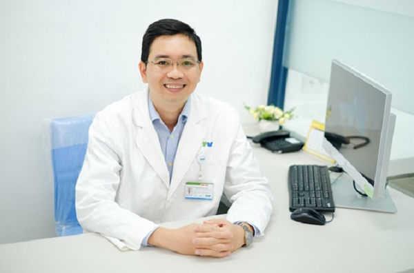 Bác sĩ Nguyễn Thanh Tùng, Trưởng Khoa Nha & Phẫu Thuật Hàm Mặt FV