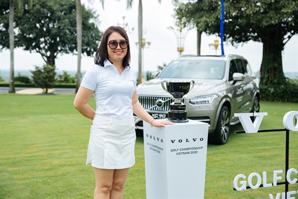 Bà Lưu Bảo Hương, Tổng giám đốc Điều hành Volvo Car Vietnam tại buổi lễ khai mạc.