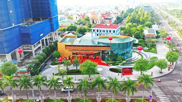 Trung tâm Dịch vụ Khách hàng Hưng Thịnh Land Số 1 Nguyễn Tất Thành