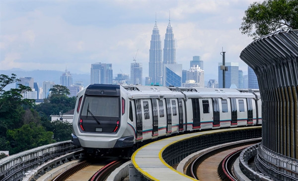 Tuyến metro MRT Kajang Line tự động không người lái do Gamuda Berhad phát triển