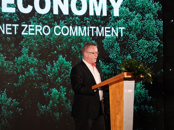 Ông Eamon John Ginley – Tổng Giám đốc INSEE Việt Nam phát biểu khai mạc Hội nghị INSEE Ecocycle 2022 “Nền kinh tế tuần hoàn hương tới thực hiện cam kết phát thải ròng bằng 0”