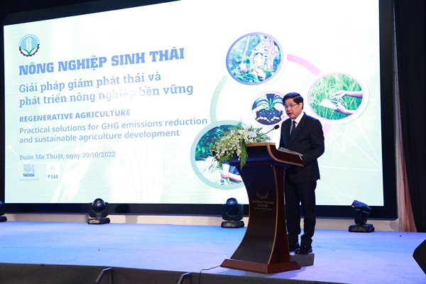 Thứ trưởng Bộ Nông nghiệp và Phát triển Nông thôn, ông Lê Quốc Doanh, phát biểu khai mạc tại Diễn đàn