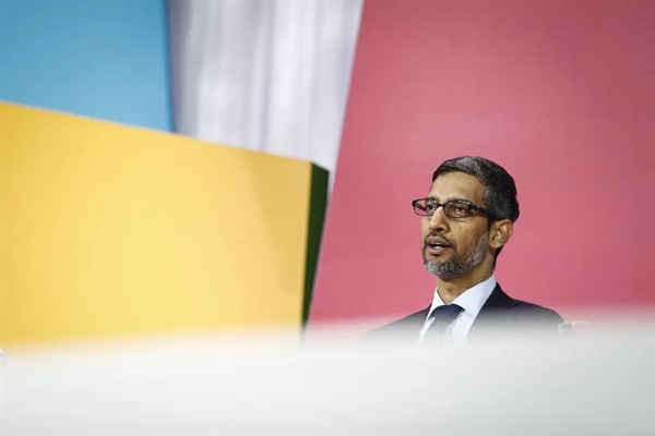 Sundar Pichai, giám đốc điều hành của Alphabet, công ty mẹ của Google. Lợi nhuận giảm 27%.Tín dụng...