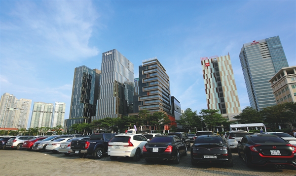 Tiềm năng tăng trưởng dài hạn của thị trường bất động sản đến từ tầng lớp trung lưu bùng nổ tại Việt Nam. Ảnh: Quý Hoà