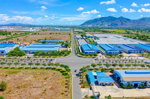 Cụm nhà máy của Tập đoàn Kurz tại Bình Định. Ảnh: Becamex