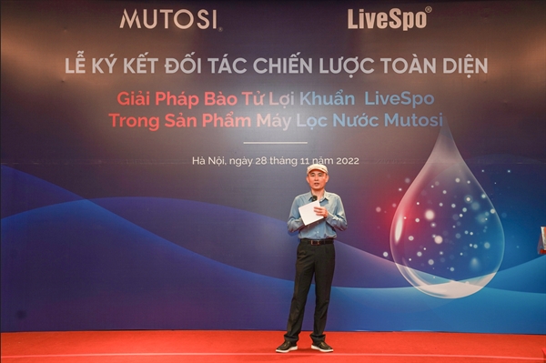 Tiến sĩ Nguyễn Hoà Anh, Chủ tịch HĐQT - Giám đốc trung tâm nghiên cứu bào tử lợi khuẩn LiveSpo