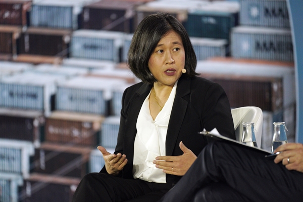 Bà Kinda Tai, đại diện thương mại Mỹ, phát biểu trong Diễn đàn kinh tế mới Bloomberg tại Singapore trong tháng này. Ảnh: Bloomberg.