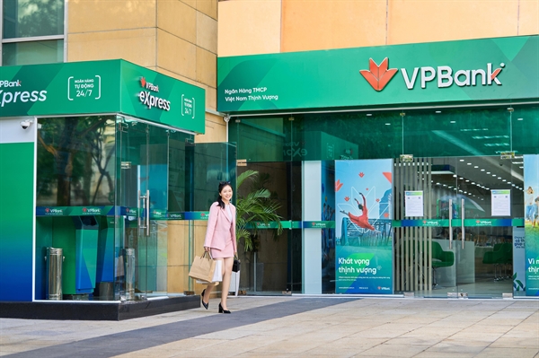 Sau khi bán 49% FE Credit, VPBank vẫn sẽ tập trung vào tài chính tiêu dùng và xem đây là một trong những trụ cột kinh doanh chính của Ngân hàng.
