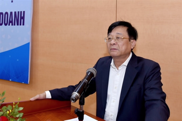 Ông Nguyễn Quốc Hùng, Tổng Thư ký Hiệp hội Ngân hàng phát biểu tại Hội nghị