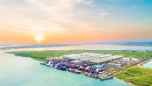  Cảng Chu Lai - cửa ngõ trung chuyển hàng hoá tại miền Trung