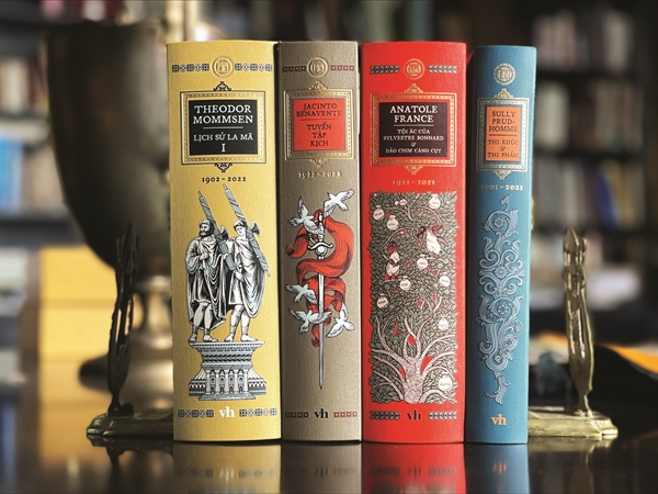 Các ấn phẩm trong tủ sách Trăm năm Nobel có chất liệu bọc bìa là Heritage Library Buckram được nhập từ hãng Ratchford, Anh quốc.