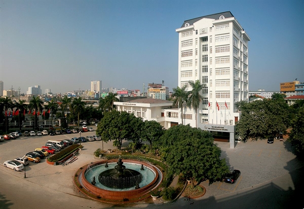 Ở khu vực châu Á, Đại học Quốc gia Hà Nội xếp vị trí 275. 