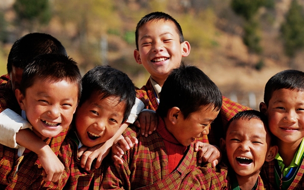 Kiên trì theo đuổi GNH, Bhutan ghi nhận tỉ lệ 100% trẻ em được tới trường.