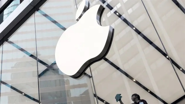 Apple là công ty công nghệ duy nhất đứng ngoài làn sóng sa thải. Ảnh: CNBC.