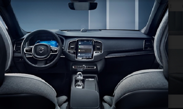 Volvo luôn “ghi điểm” trong lòng khách hàng bởi công nghệ lái an toàn 
